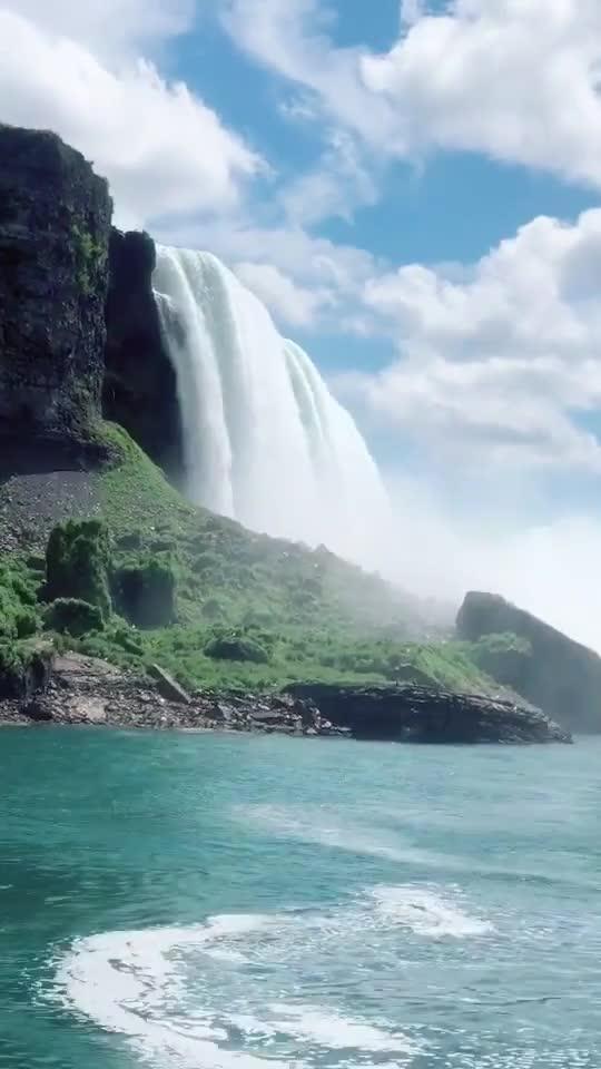 大山羔羊逃生